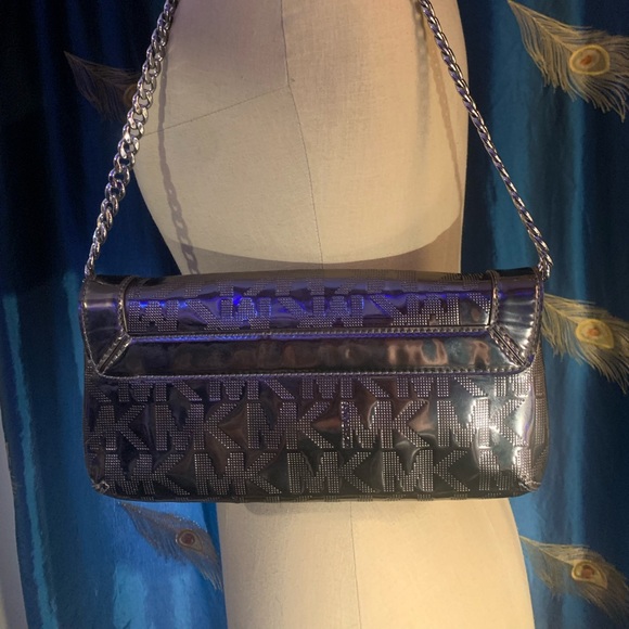 Michael Kors clutch - Picture 2 of 5